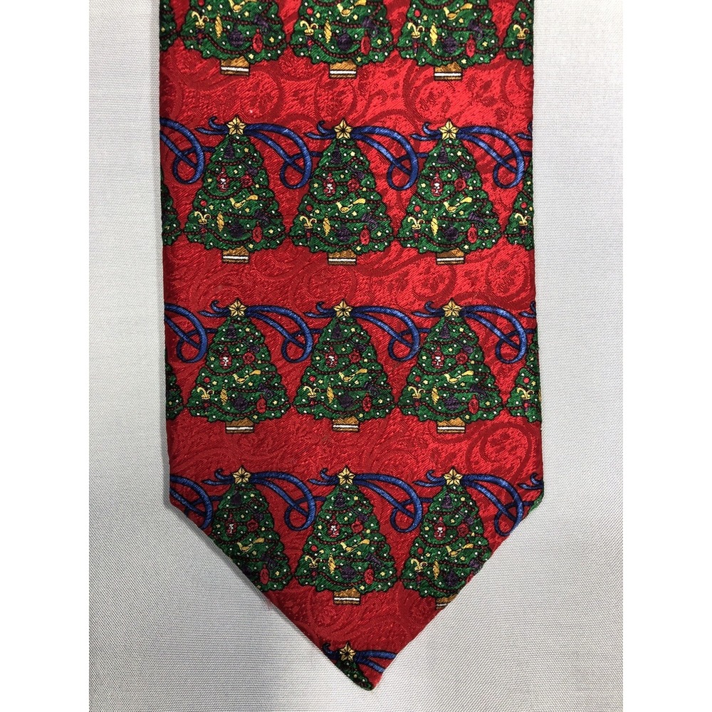 Holiday Traditions Silk Tie by MMG Christmas Trees Red Necktie - Preowned